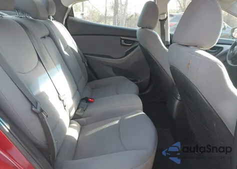 2014 Hyundai Elantra Se z USA, uszkodzony, nr VIN 5NPDH4AE7EH495643